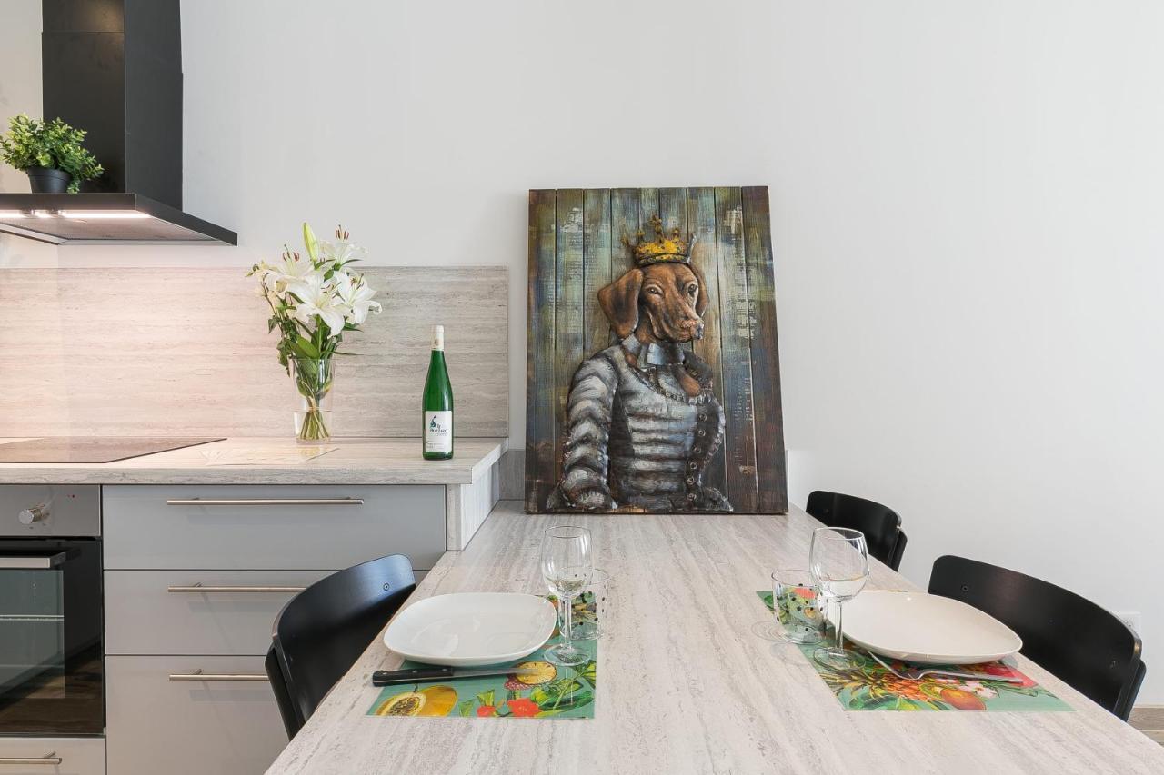 Apartamento Unsejourametz-Fr Meubles Ossons Du T2 Au T4 Avec Parking, Exterior foto