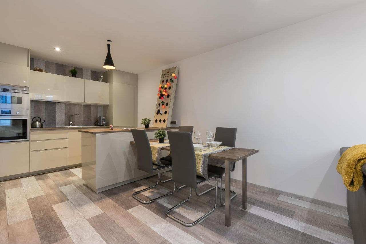 Apartamento Unsejourametz-Fr Meubles Ossons Du T2 Au T4 Avec Parking, Exterior foto